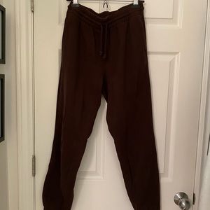 Aritzia TNA Boyfriend Sweatpant